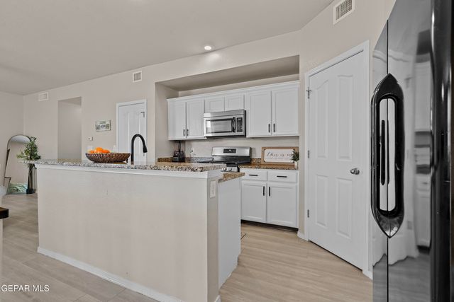 13514 BRADFORD Street, Horizon City, TX 79928