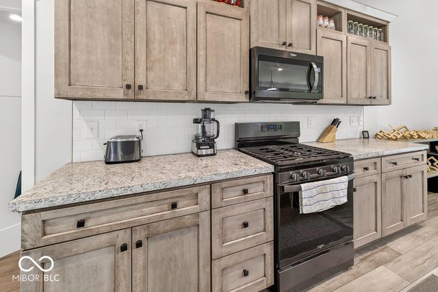 6888 S State Road 44, Martinsville, IN 46151