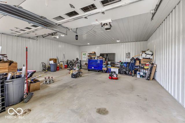6888 S State Road 44, Martinsville, IN 46151