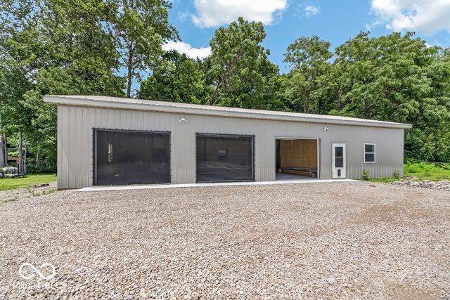 6888 S State Road 44, Martinsville, IN 46151