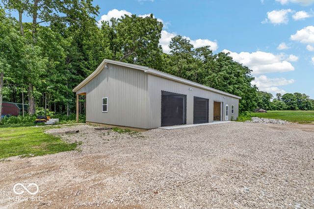 6888 S State Road 44, Martinsville, IN 46151