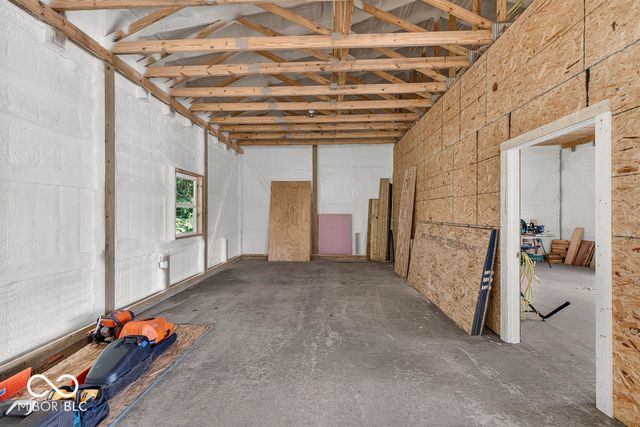 6888 S State Road 44, Martinsville, IN 46151