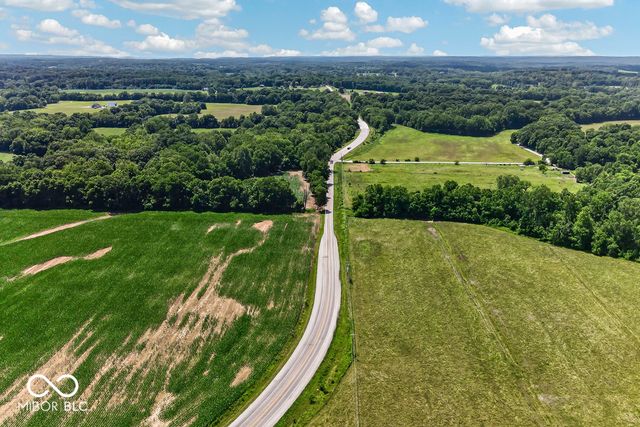 6888 S State Road 44, Martinsville, IN 46151