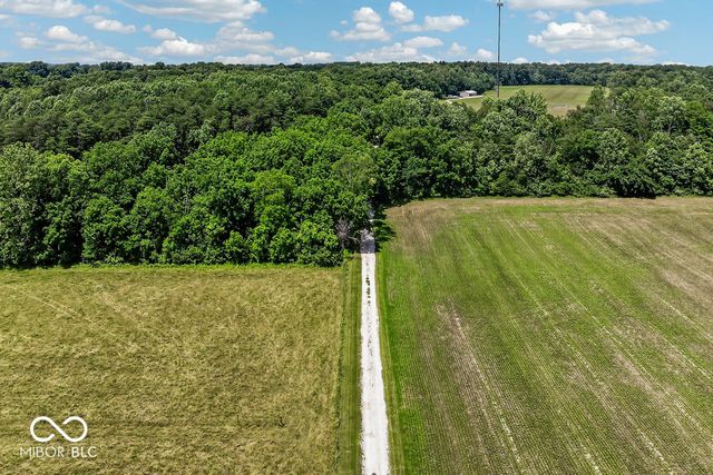 6888 S State Road 44, Martinsville, IN 46151
