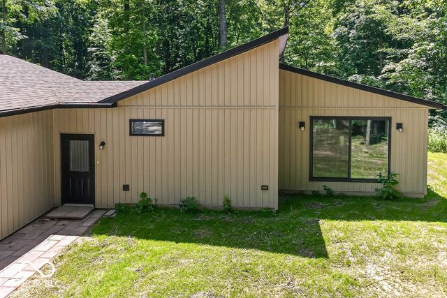 6888 S State Road 44, Martinsville, IN 46151