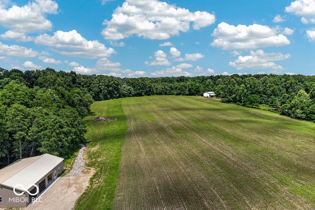 6888 S State Road 44, Martinsville, IN 46151