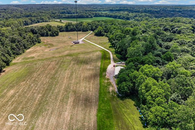 6888 S State Road 44, Martinsville, IN 46151