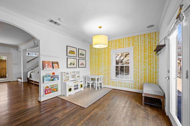 5743 Kenwood Avenue, Dallas, TX 75206