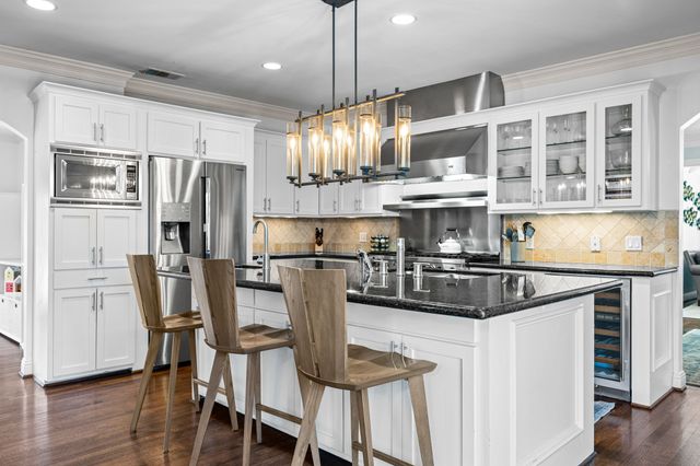 5743 Kenwood Avenue, Dallas, TX 75206