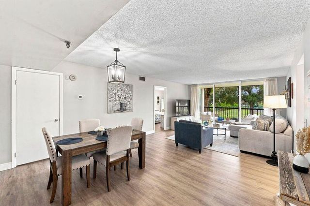 5260 NW 2nd Avenue Unit 204, Boca Raton, FL 33487