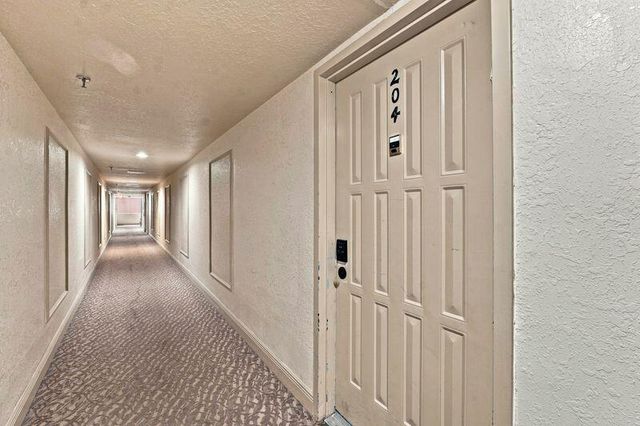 5260 NW 2nd Avenue Unit 204, Boca Raton, FL 33487