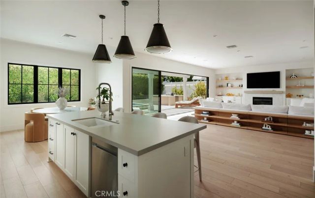 1423 Mariners, Newport Beach, CA 92660