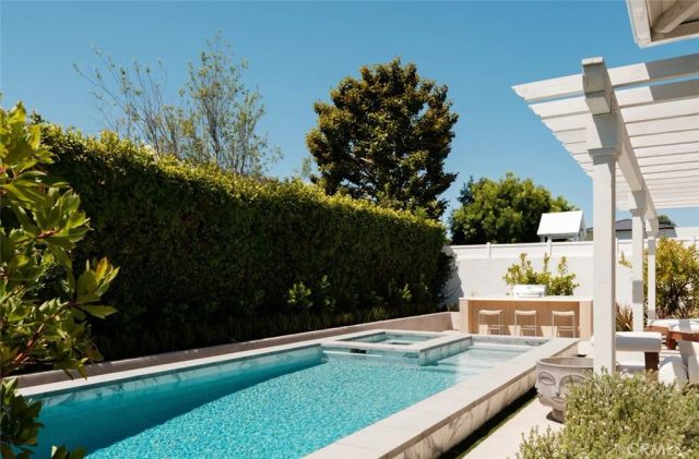 1423 Mariners, Newport Beach, CA 92660