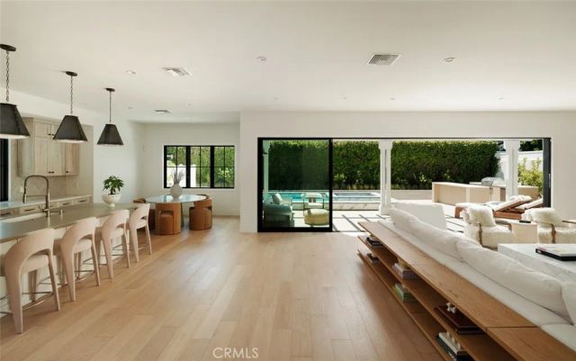 1423 Mariners, Newport Beach, CA 92660