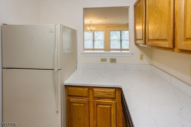 93 Park Edge, Berkeley Heights Twp., NJ 07922