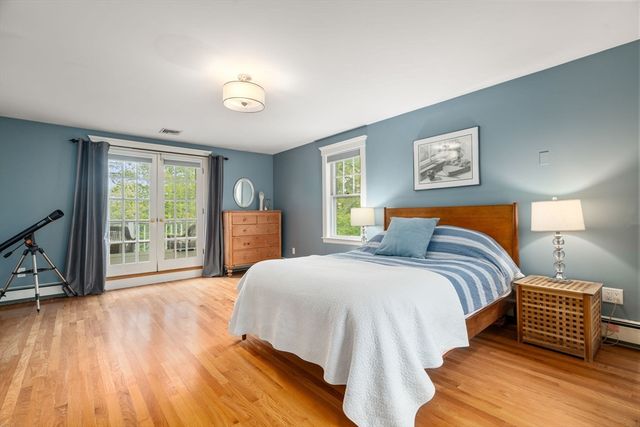 98 Brook Street, Wellesley, MA 02482