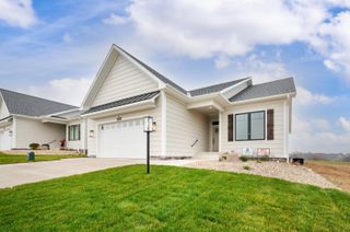2560 Noellyn Drive, Oronoko Twp, MI 49103