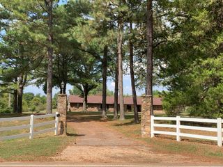 11280 PLEASANT RIDGE RD, Arlington, TN 38002