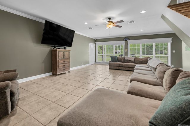 14147 Doomey Ln, Gonzales, LA 70737