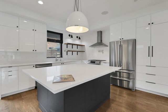 248 E 4th Avenue, Columbus, OH 43201