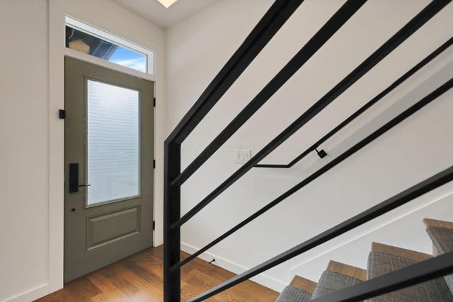 248 E 4th Avenue, Columbus, OH 43201
