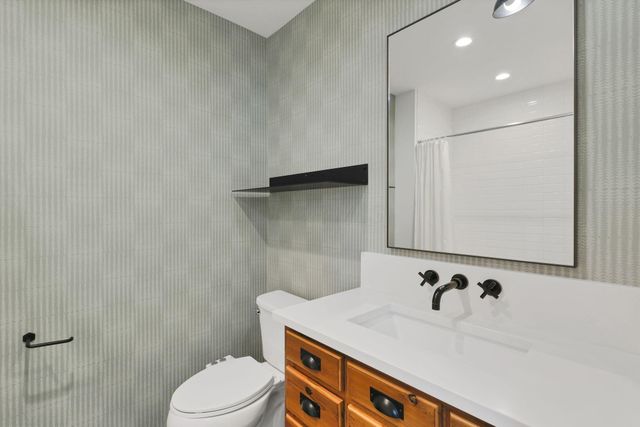 248 E 4th Avenue, Columbus, OH 43201