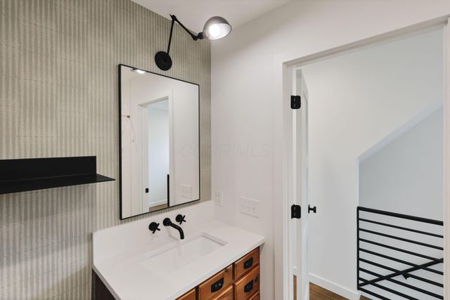 248 E 4th Avenue, Columbus, OH 43201