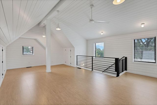 248 E 4th Avenue, Columbus, OH 43201