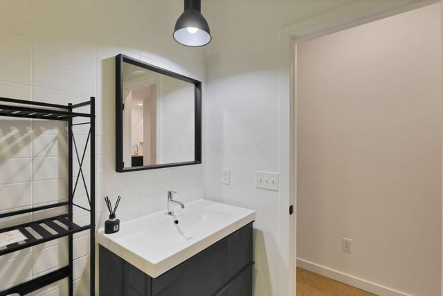 248 E 4th Avenue, Columbus, OH 43201