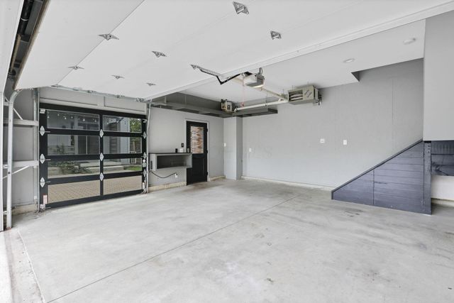248 E 4th Avenue, Columbus, OH 43201