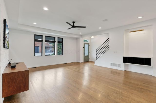 248 E 4th Avenue, Columbus, OH 43201
