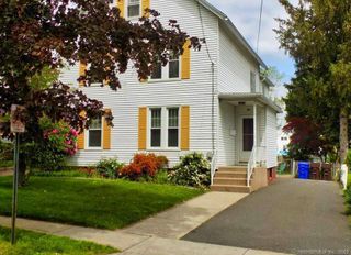 128 Lincoln Street 2nd Floor, Middletown, CT 06457