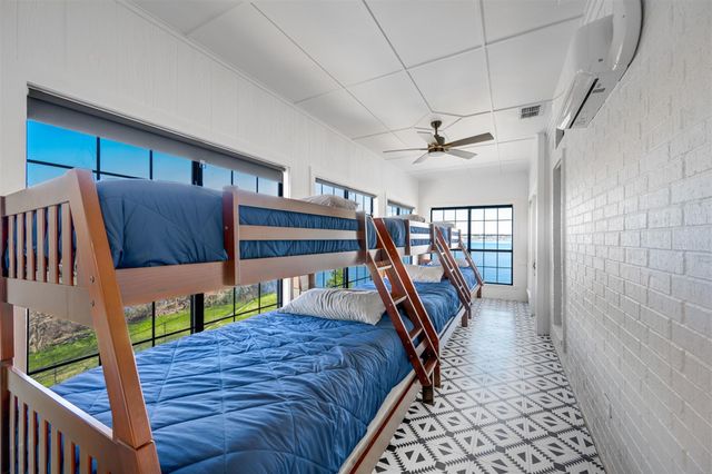 7433 State Highway 155, Frankston, TX 75763