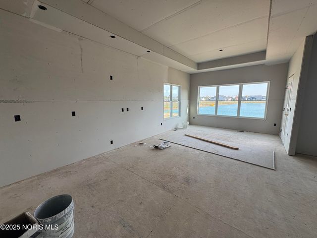 1324 Limerick Lane, Waterville, OH 43566