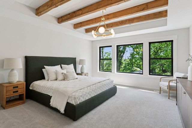 5571 Rolling Hills Parkway, Victoria, MN 55318