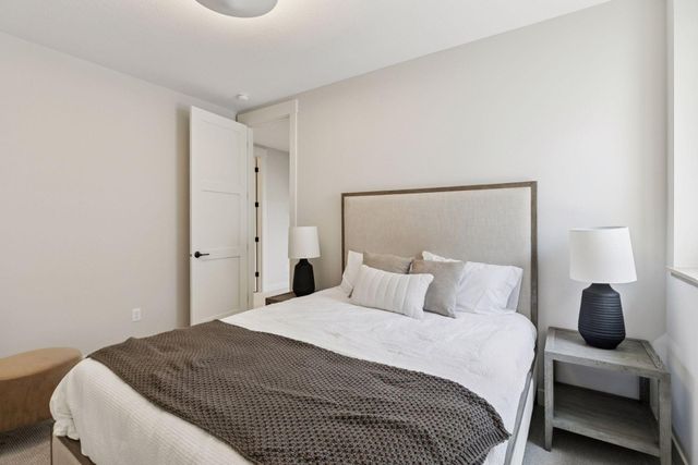 5571 Rolling Hills Parkway, Victoria, MN 55318