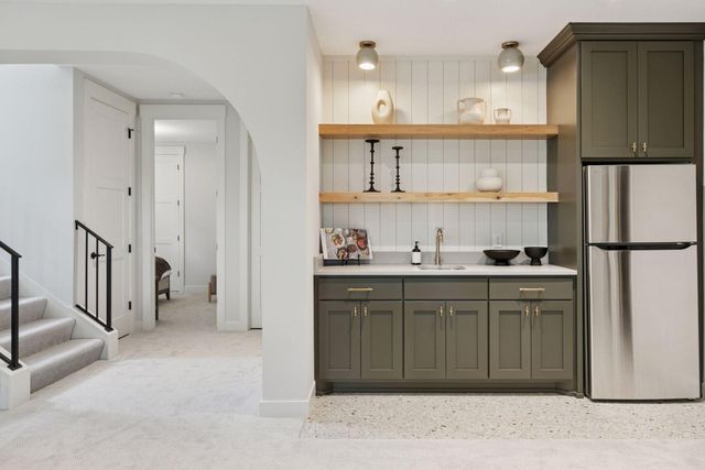 5571 Rolling Hills Parkway, Victoria, MN 55318