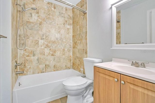 9513 DARIEN AVENUE 9513, Orlando, FL 32817