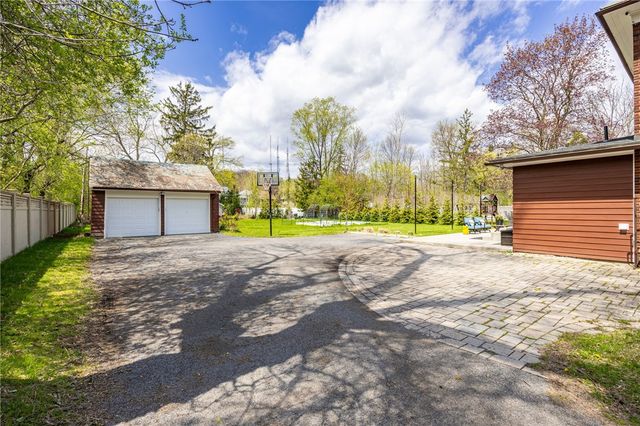 75 Southern Parkway, Brighton, NY 14618