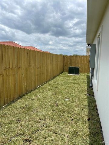 417 E Acacia Street, Alamo, TX 78516