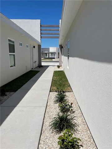 417 E Acacia Street, Alamo, TX 78516