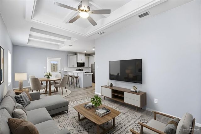 417 E Acacia Street, Alamo, TX 78516