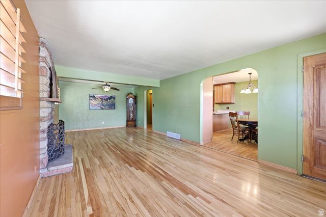 98 DIXIE AVE, Layton, UT 84041