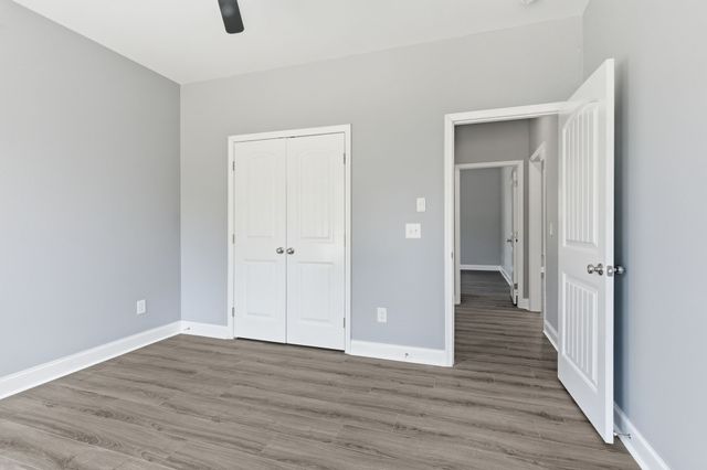 8347 Horseshoe Rd, Cross Plains, TN 37049