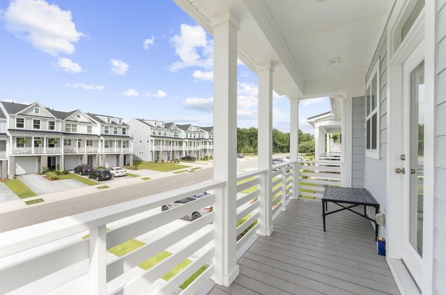 422 Katies Scenic Court, Charleston, SC 29492