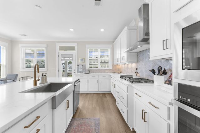 422 Katies Scenic Court, Charleston, SC 29492