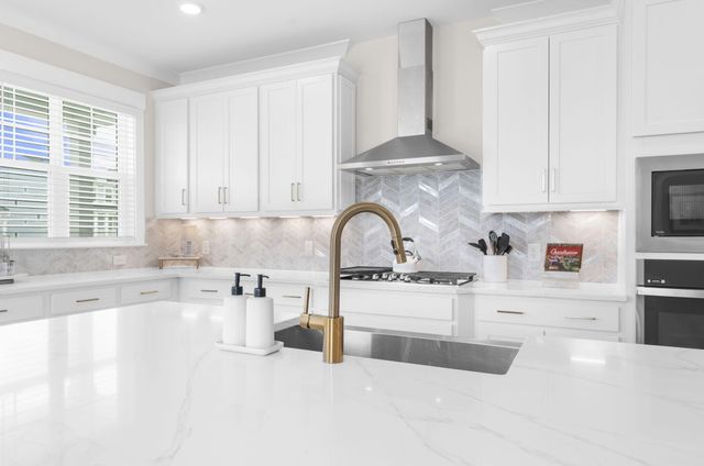 422 Katies Scenic Court, Charleston, SC 29492