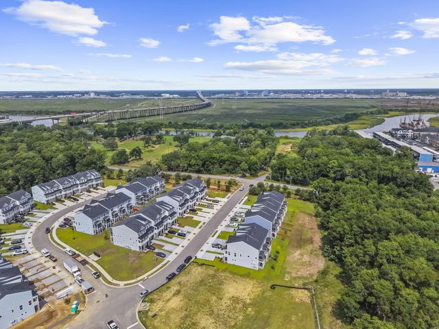 422 Katies Scenic Court, Charleston, SC 29492
