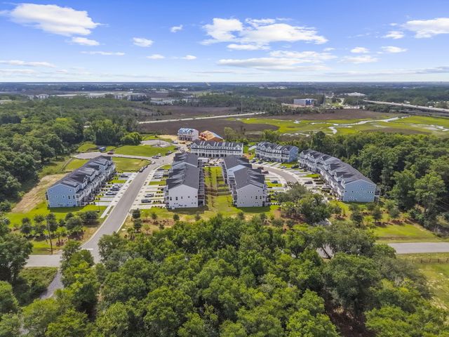 422 Katies Scenic Court, Charleston, SC 29492