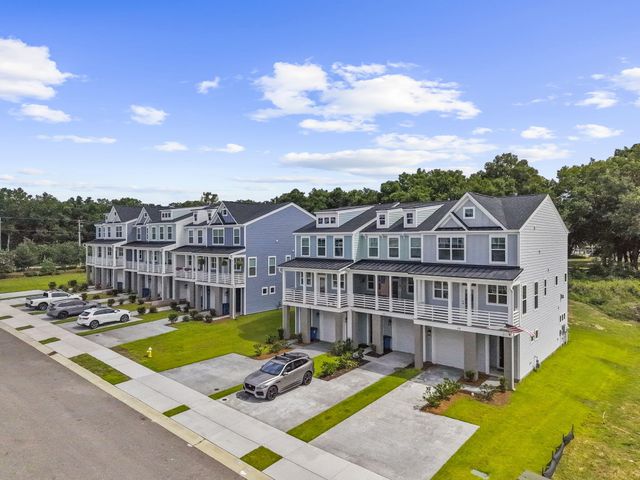 422 Katies Scenic Court, Charleston, SC 29492